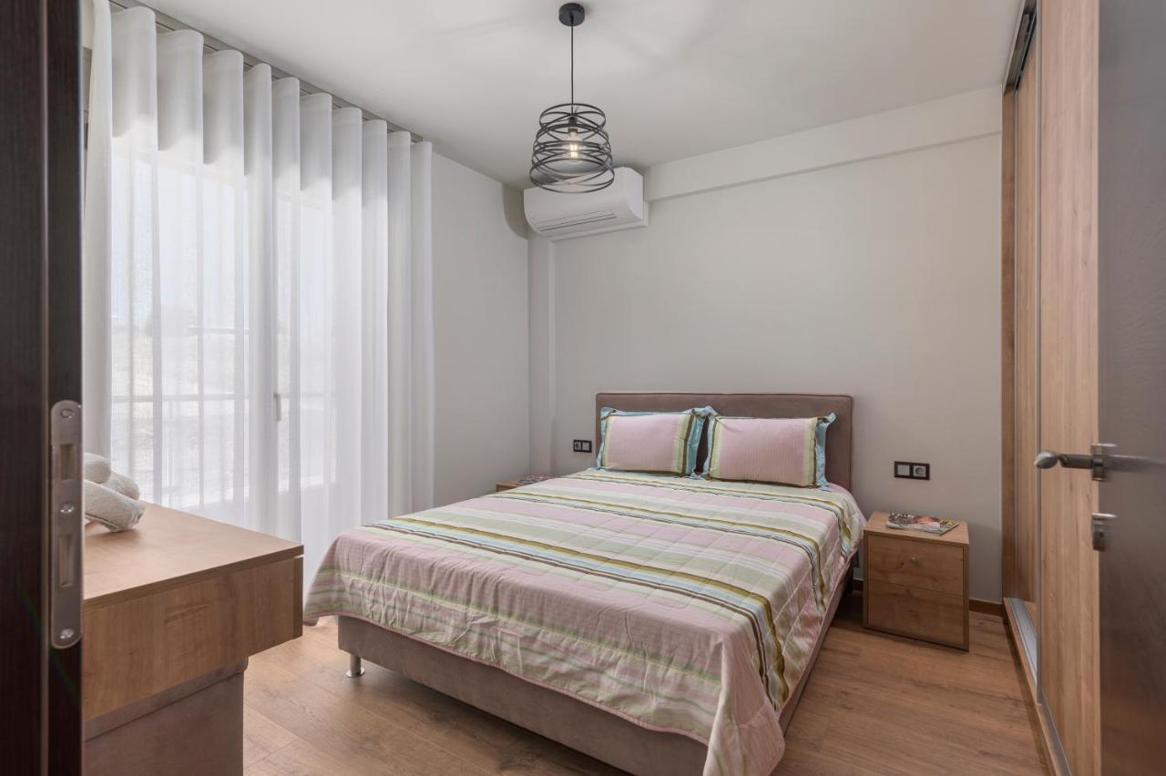 Sea Wind Luxury Apartments With Pool Kassandra Halkidikι เนอาโฟเกีย ภายนอก รูปภาพ